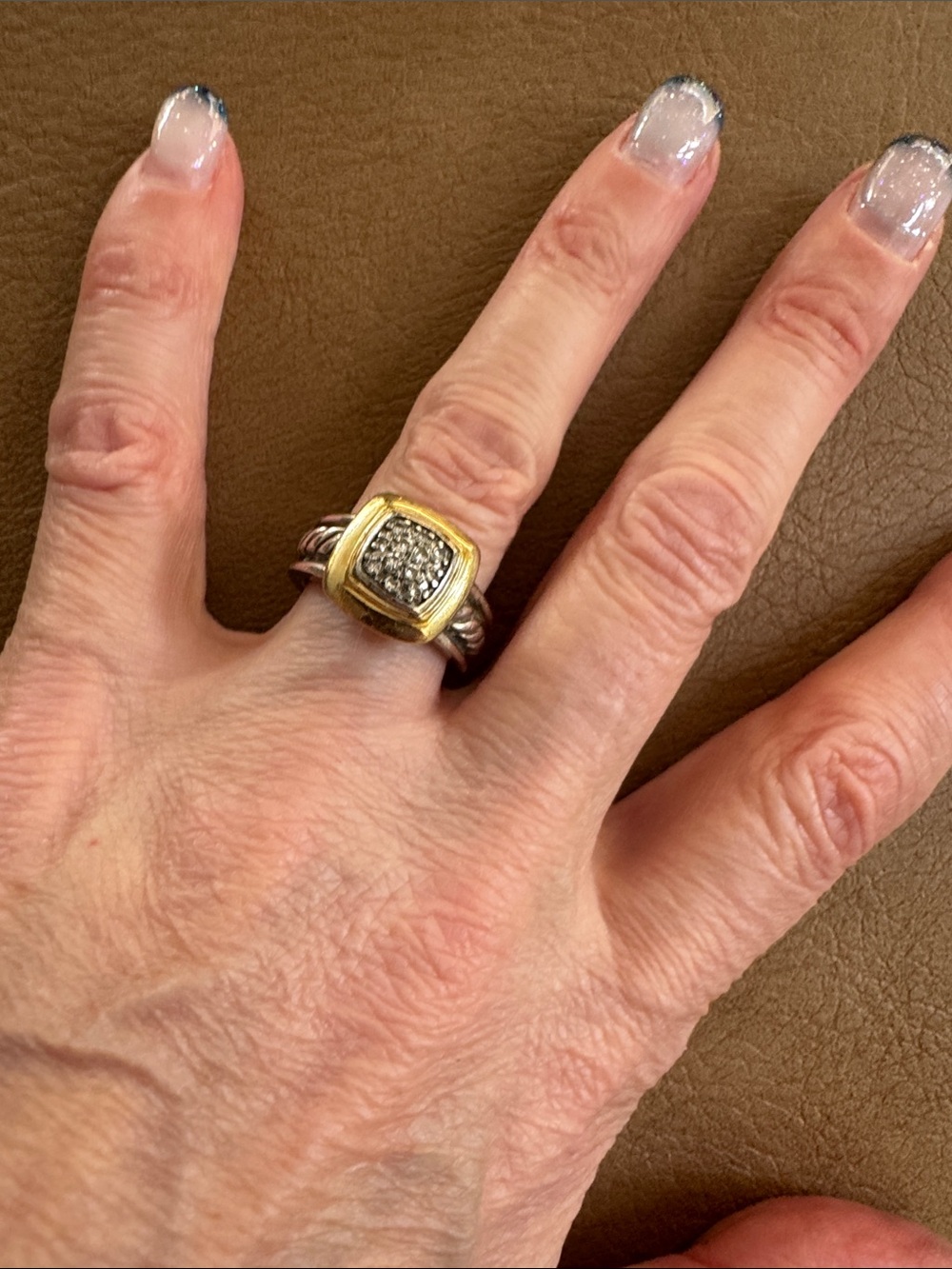 David Yurman Gold and Silver Pavé Signet Ring Size 4.5 - Picture 2 of 5